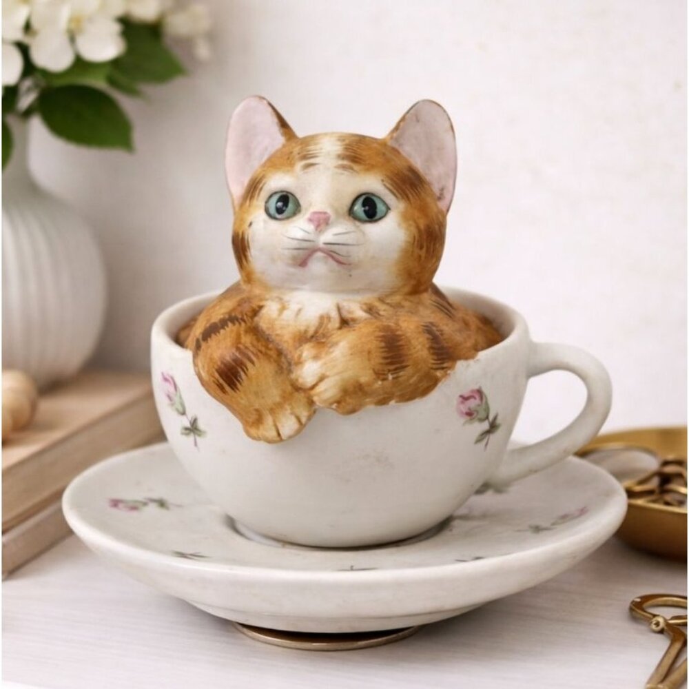 VTG Music Box Cat Figurine In Teacup With Saucer Hand-Painted Ceramic Floral Des